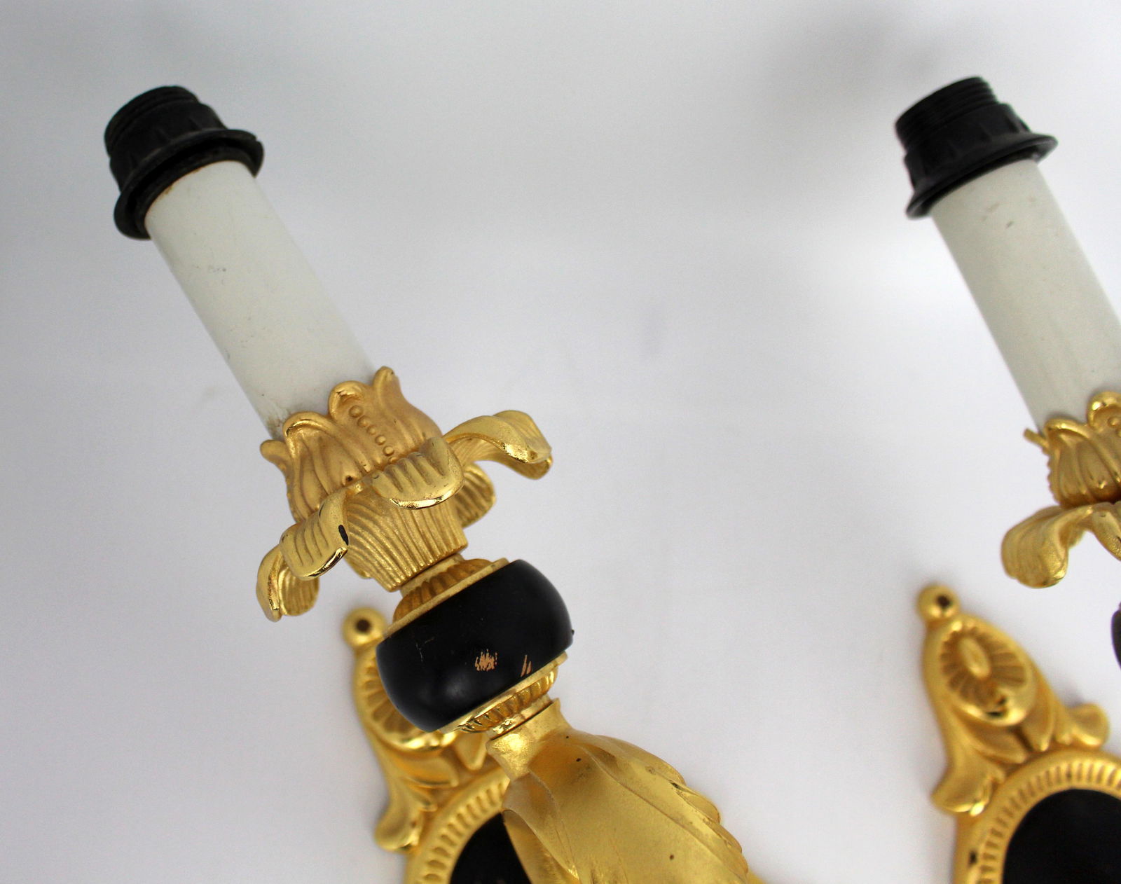 Pair of Vintage Italian Gilt Metal Wall Lights - 9