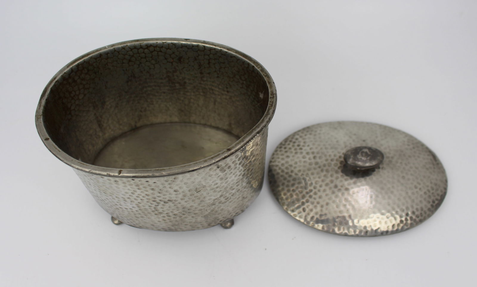 Arts & Crafts Style Hammered Pewter Lidded Pot – Armada Pewter – English Made - 5