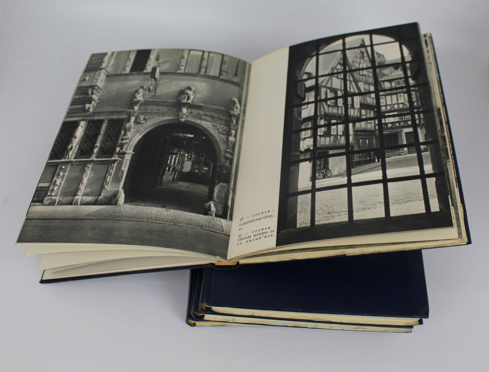 5 Volumes Les Albums des Guides Bleus, Librairie Hachette – 1950s - 5