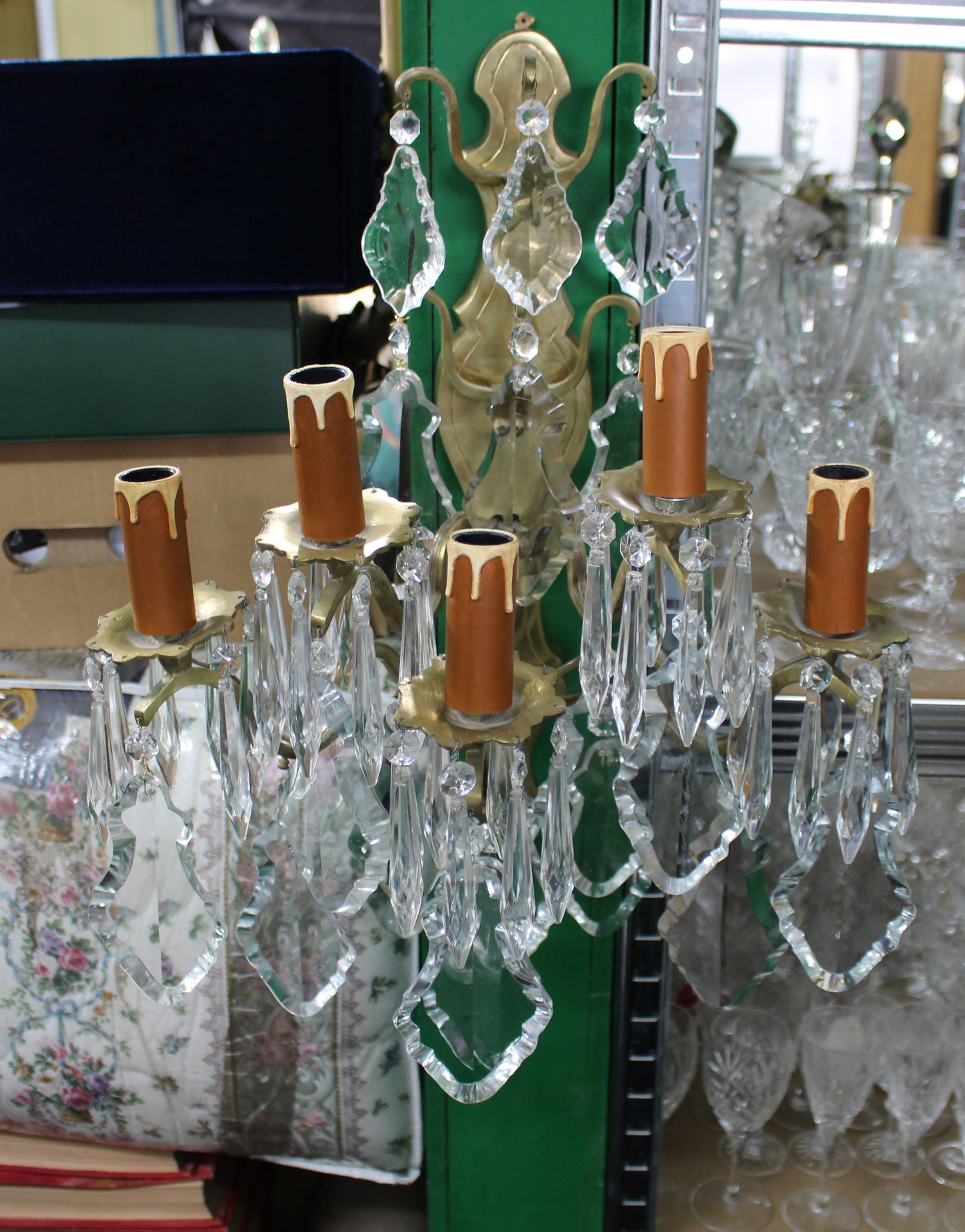 Pair of Louis XV Style French Brass and Fine Cut Crystal Wall Lights - 4