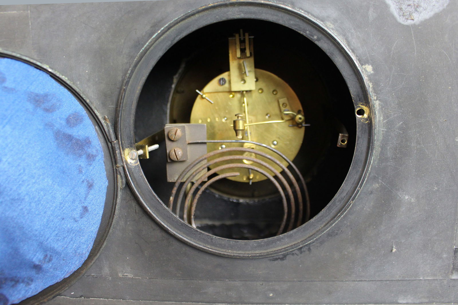 Victorian Black Marble Mantel Clock with Rouge Marble Columns c.1860 - 8