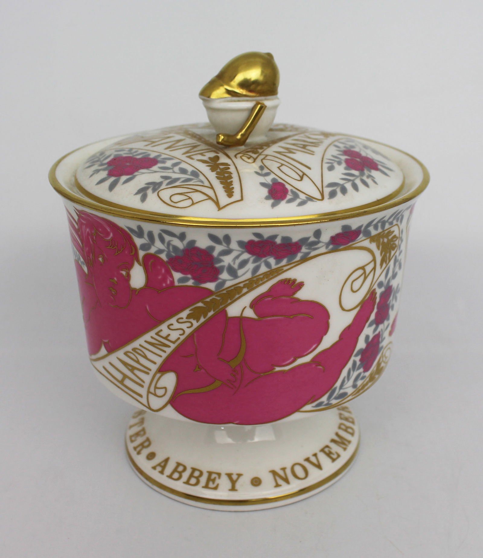 Coalport Commemorative Princess Anne Marriage Vase & Cover: Title: Coalport Commemorative Princess Anne Marriage Vase & Cover Description: Coalport Commemorative Princess Anne Marriage Vase & Cover Coalport. Porcelain. "To Commemora