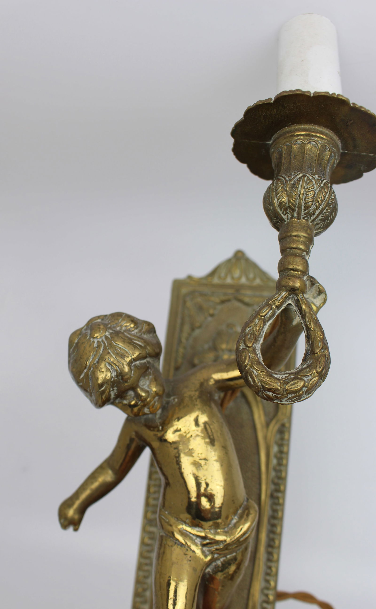 Pair of Quality Brass Cherub Form Wall Lights - 5