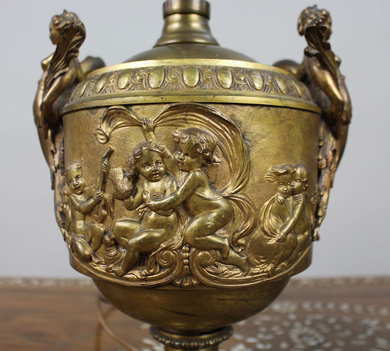 Pair of French Gilt Bronze Urn Lamps with Putti Reliefs, circa 1900 - 4