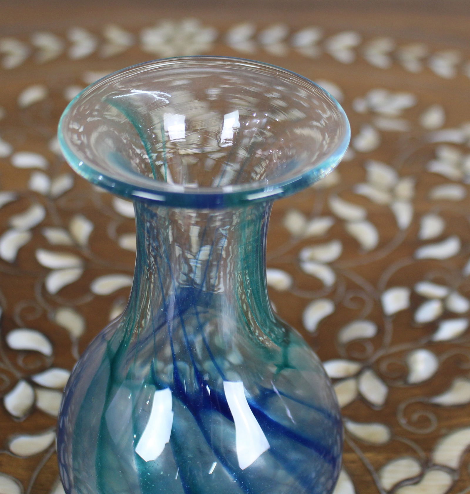 Vintage Hand-Blown Art Glass Bud Vase - 5