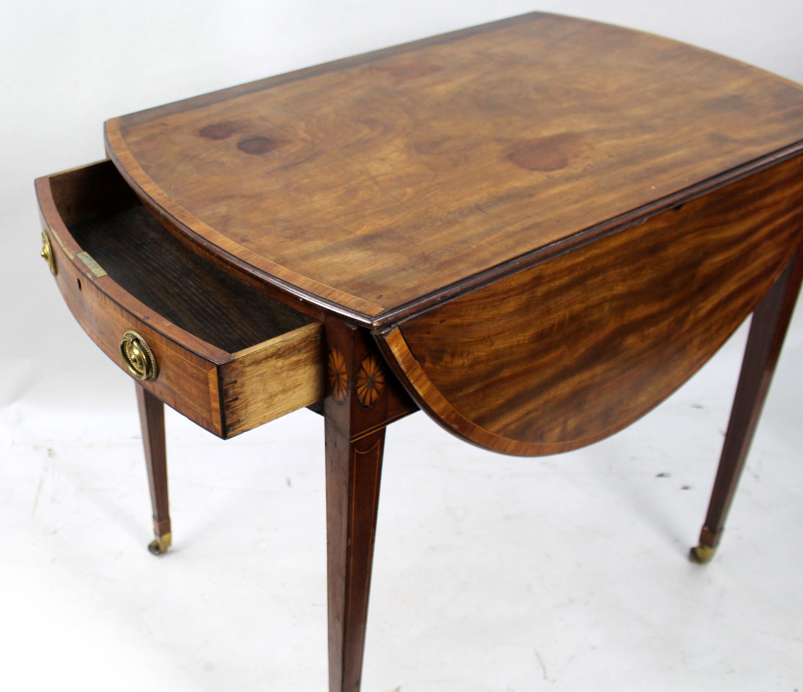George III Mahogany Pembroke Table - 3