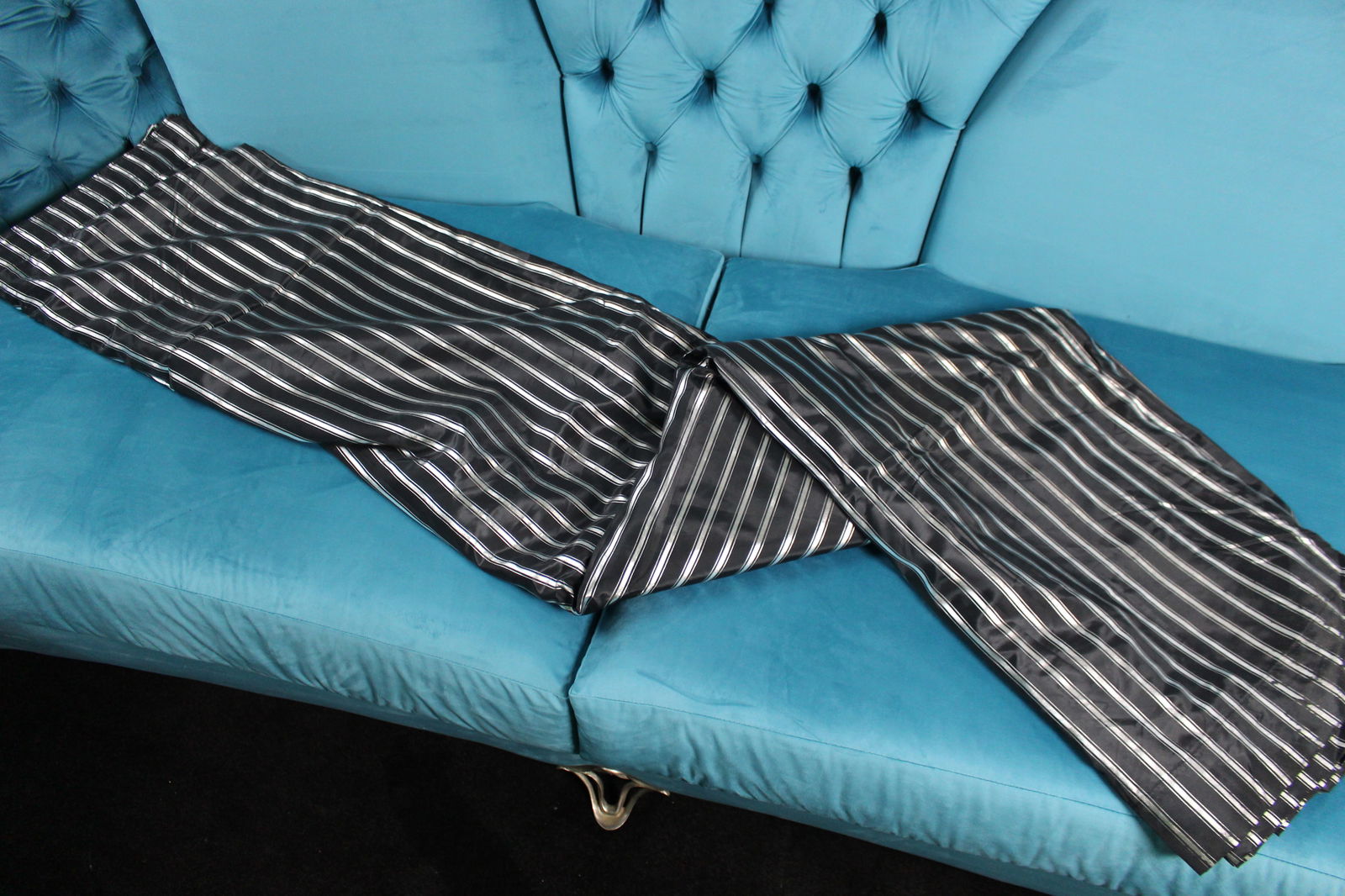 Single Black & Silver Curtain: Title: Single Black & Silver Curtain Description: Width 124 inches. Drop 89 inches Good pre-owned condition. Could be dry cleaned/ironed. Condition: Used Location Category: Antiques"