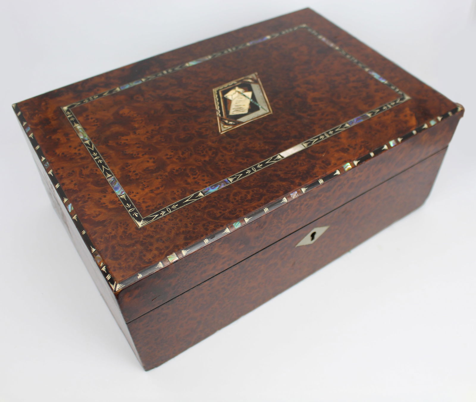 Antique Regency Amboyna & Mother-of-Pearl Inlaid Writing Slope, c.1830 - 17