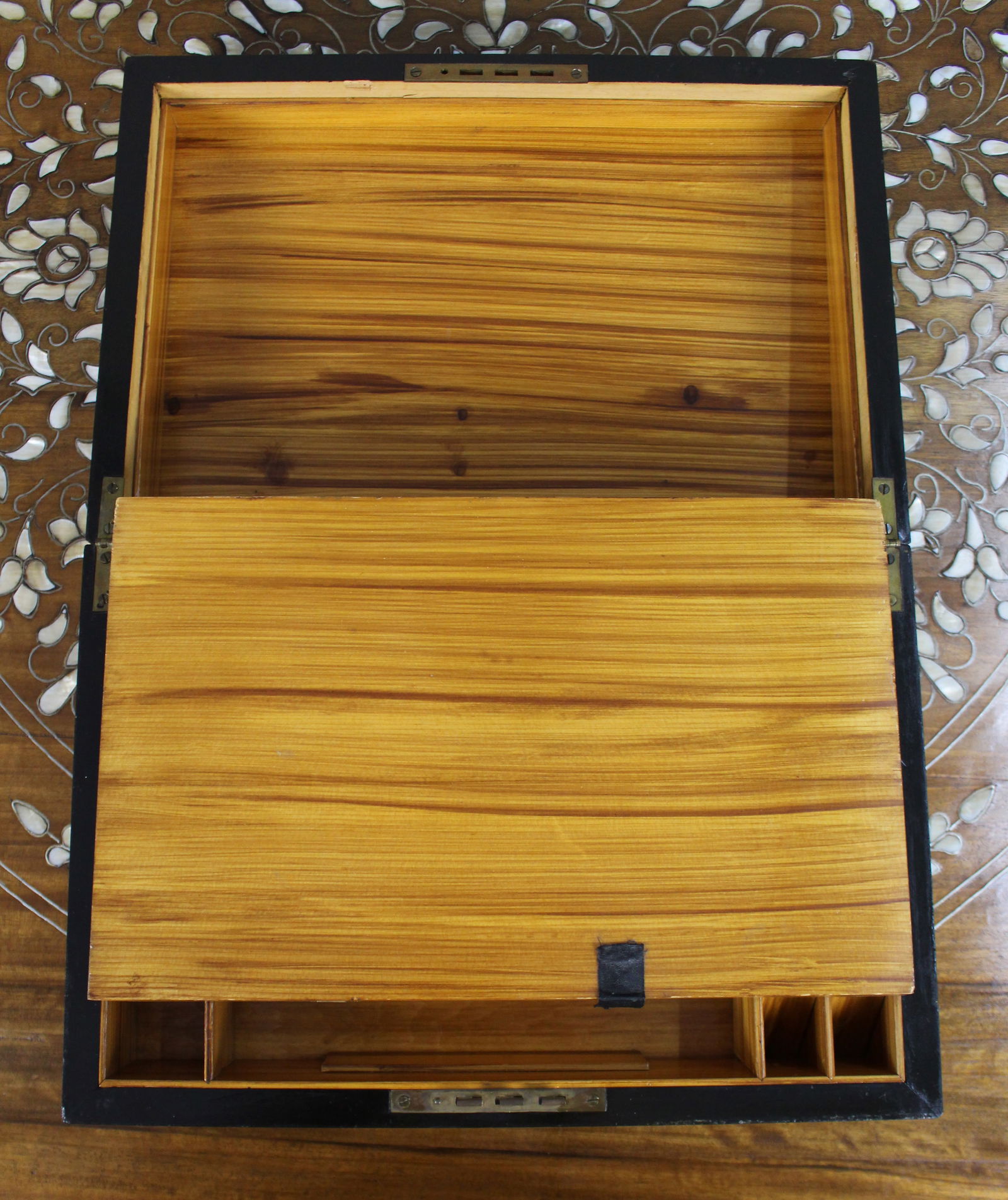 Antique Regency Amboyna & Mother-of-Pearl Inlaid Writing Slope, c.1830 - 6