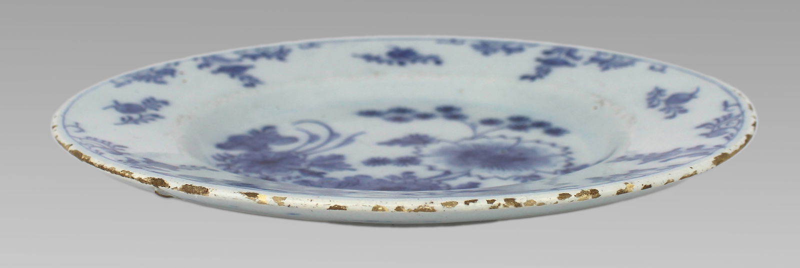 18th Century Delft Blue and White Floral Plate, c.1770 - 7