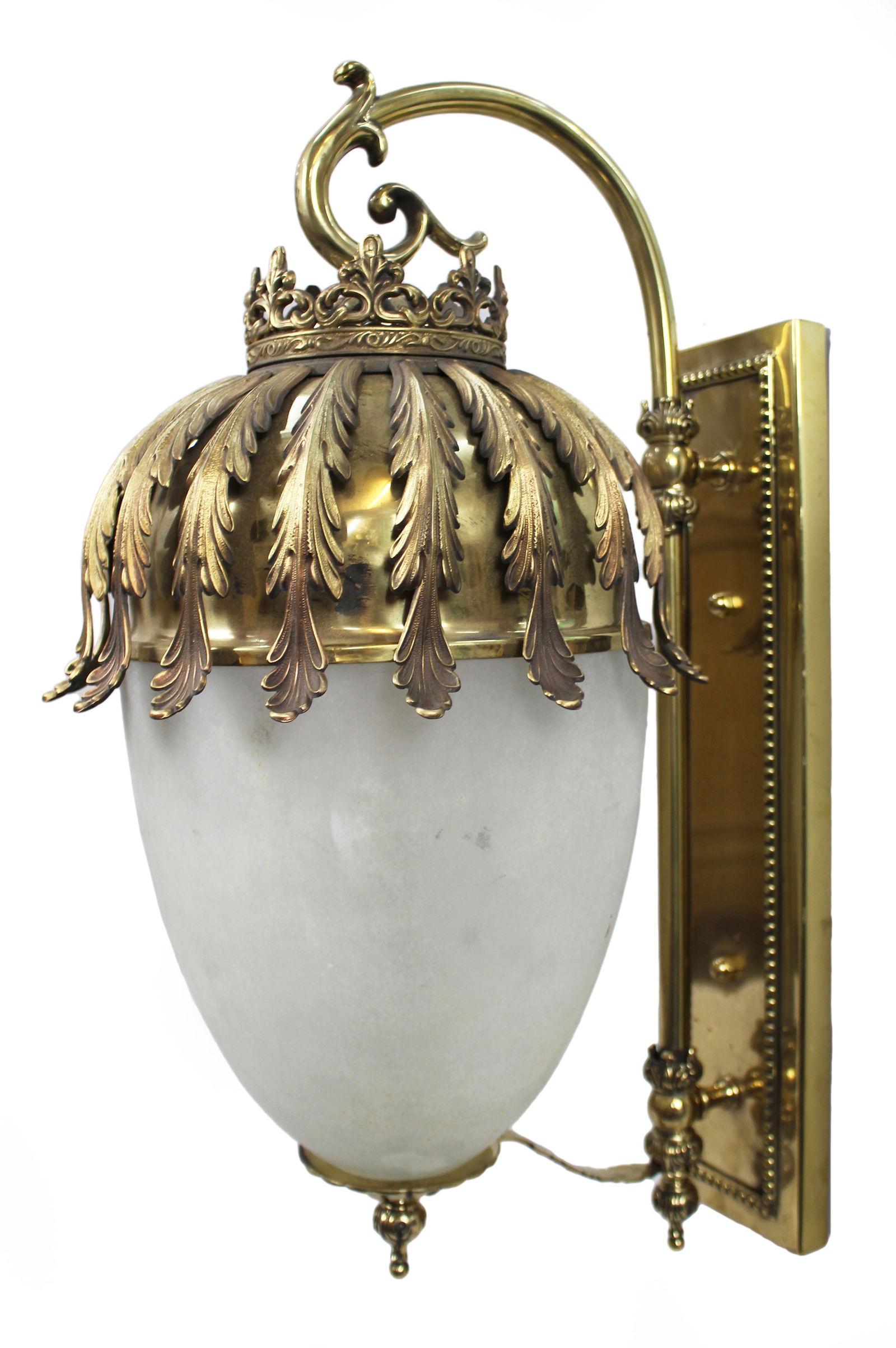 Fine Brass Wall Lantern from the Savoy Hotel, London - 7