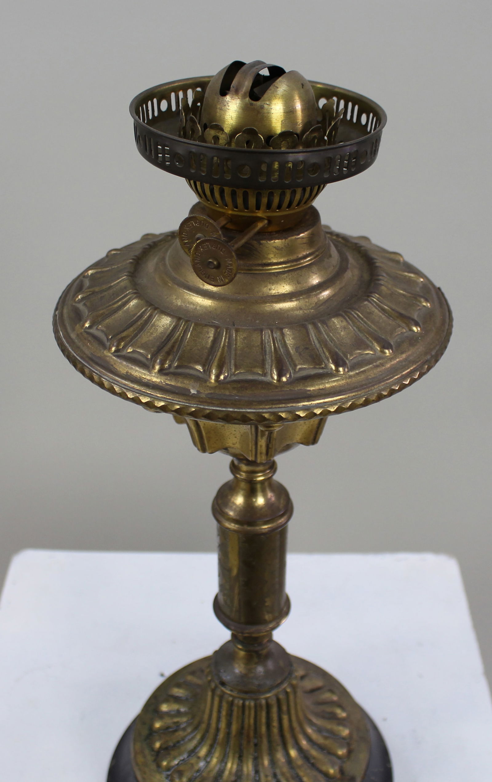 Antique Victorian Brass Duplex Oil Lamp Base - 3