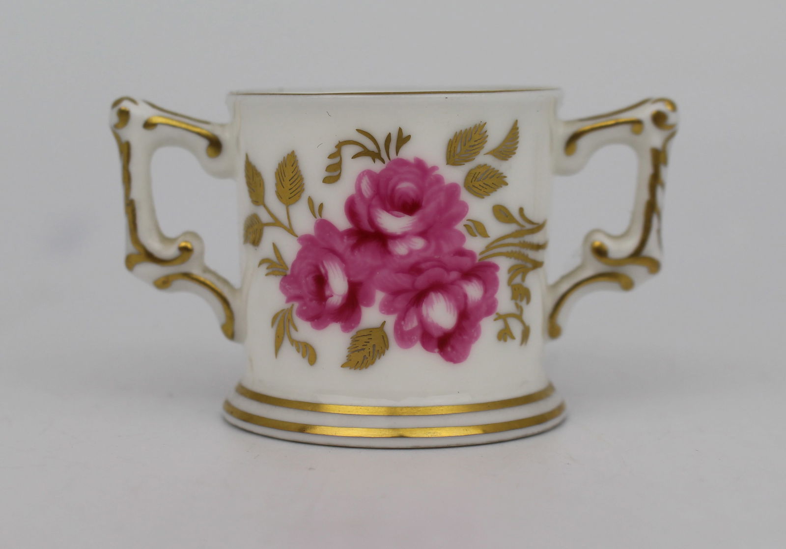 Royal Crown Derby miniature Royal Pinxton Roses Two Handled Cup (1 of 3)