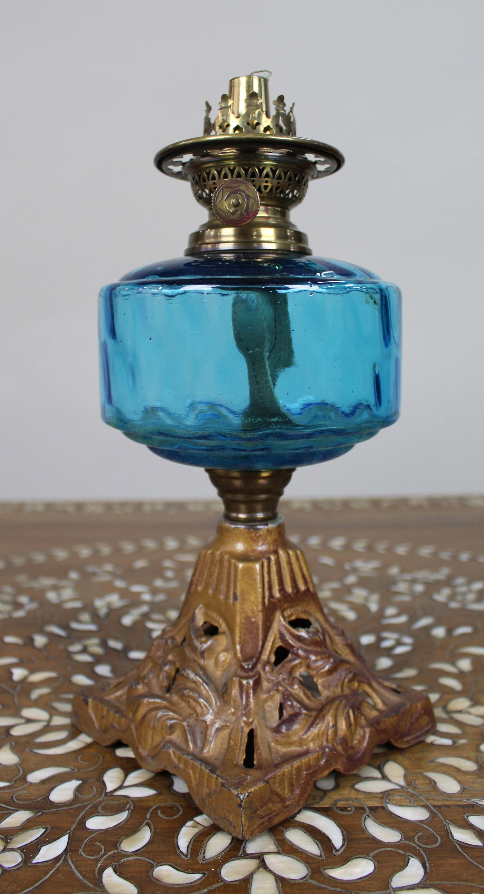 Antique Victorian Oil Lamp with Blue Glass Font - 6
