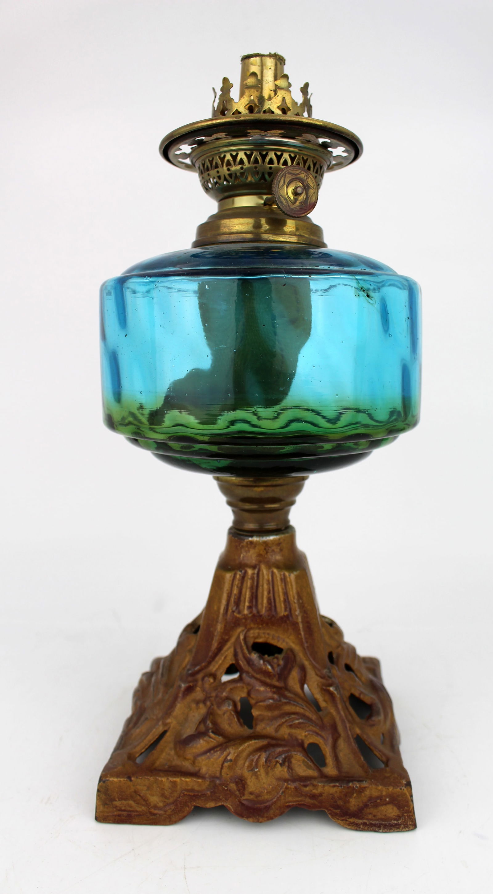 Antique Victorian Oil Lamp with Blue Glass Font - 9