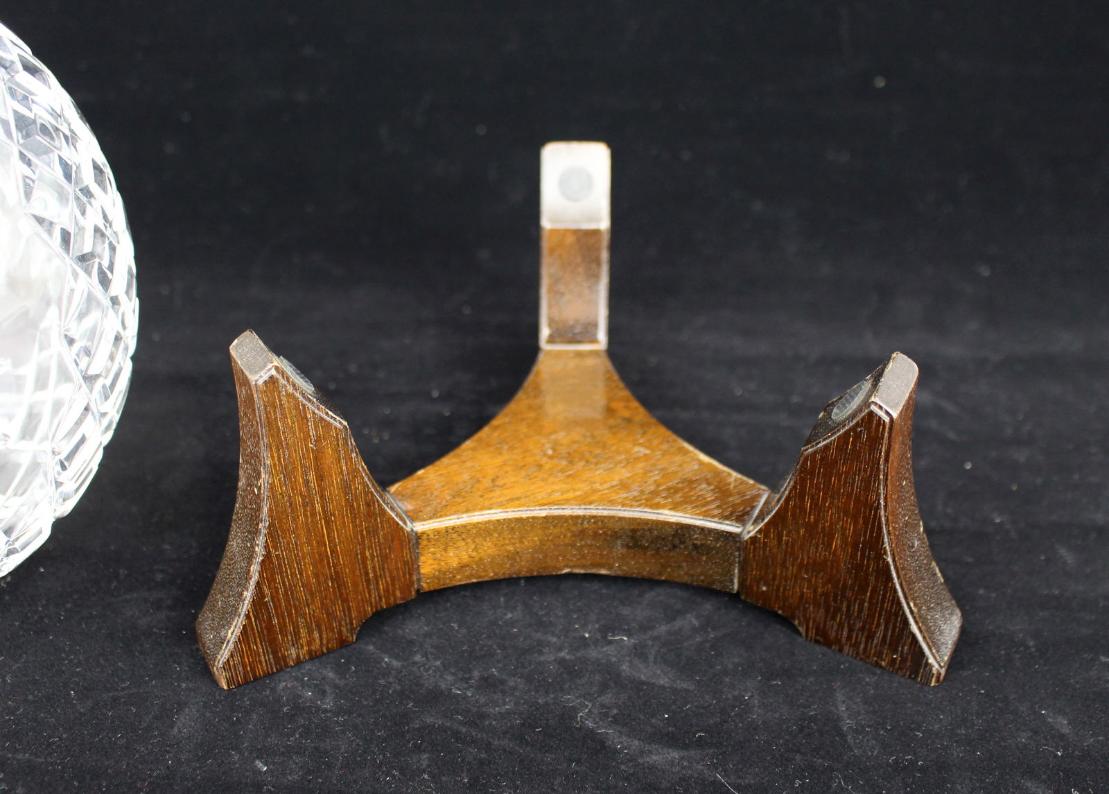 Fine Vintage Crystal Hogget Decanter on Stand - 7