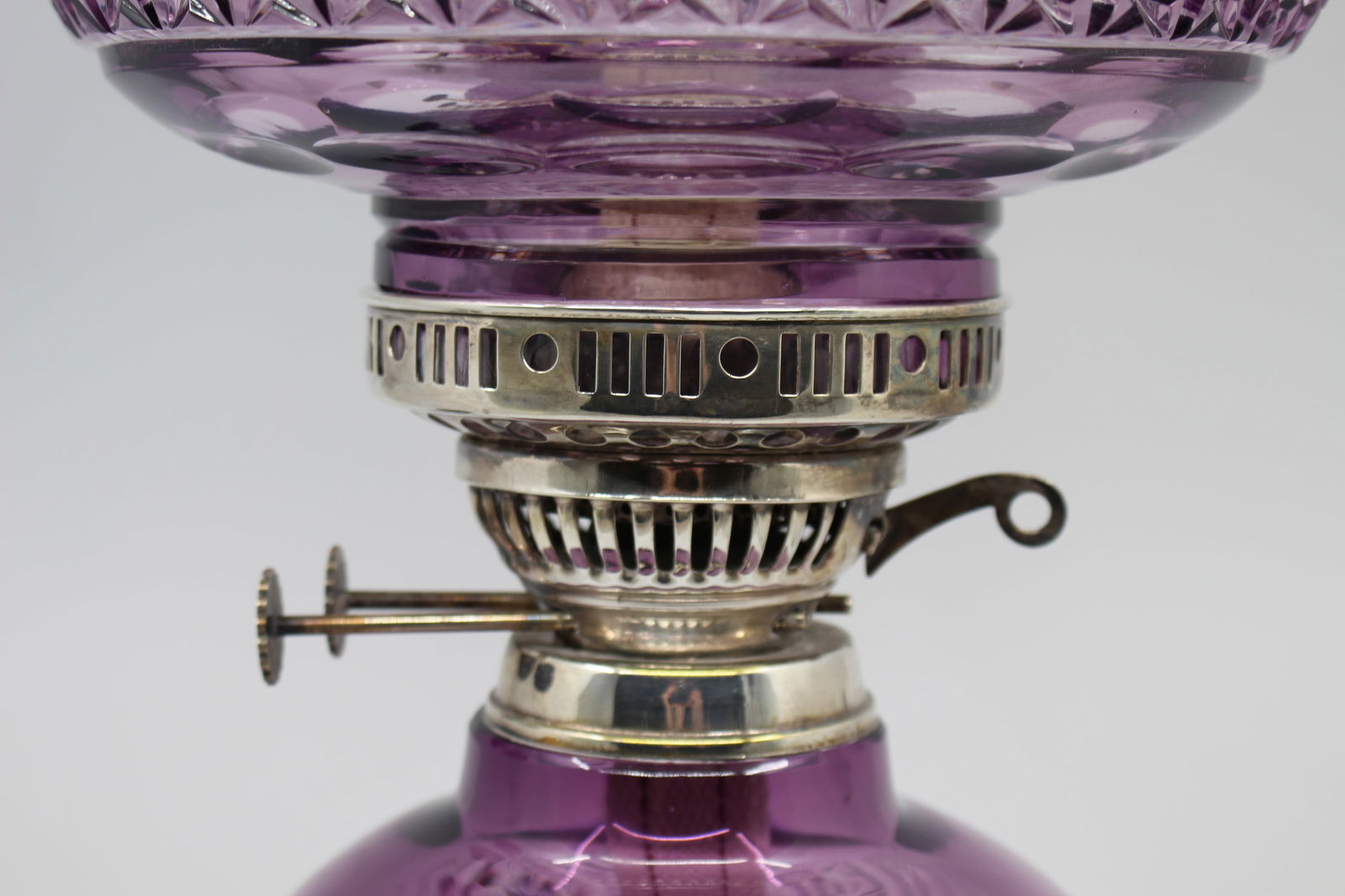 Fine Stourbridge Amethyst Overlay Crystal Oil Lamp - 15