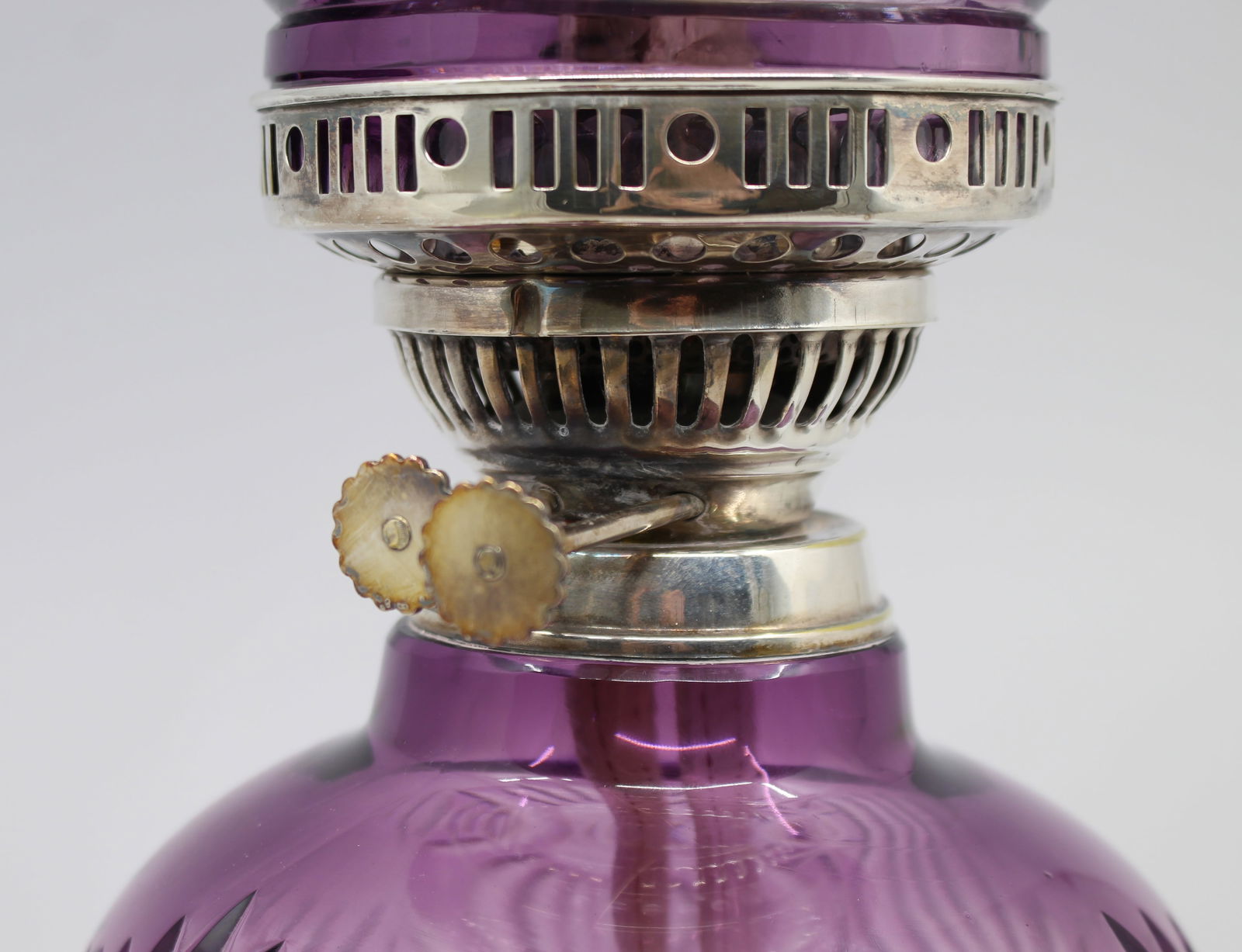 Fine Stourbridge Amethyst Overlay Crystal Oil Lamp - 16