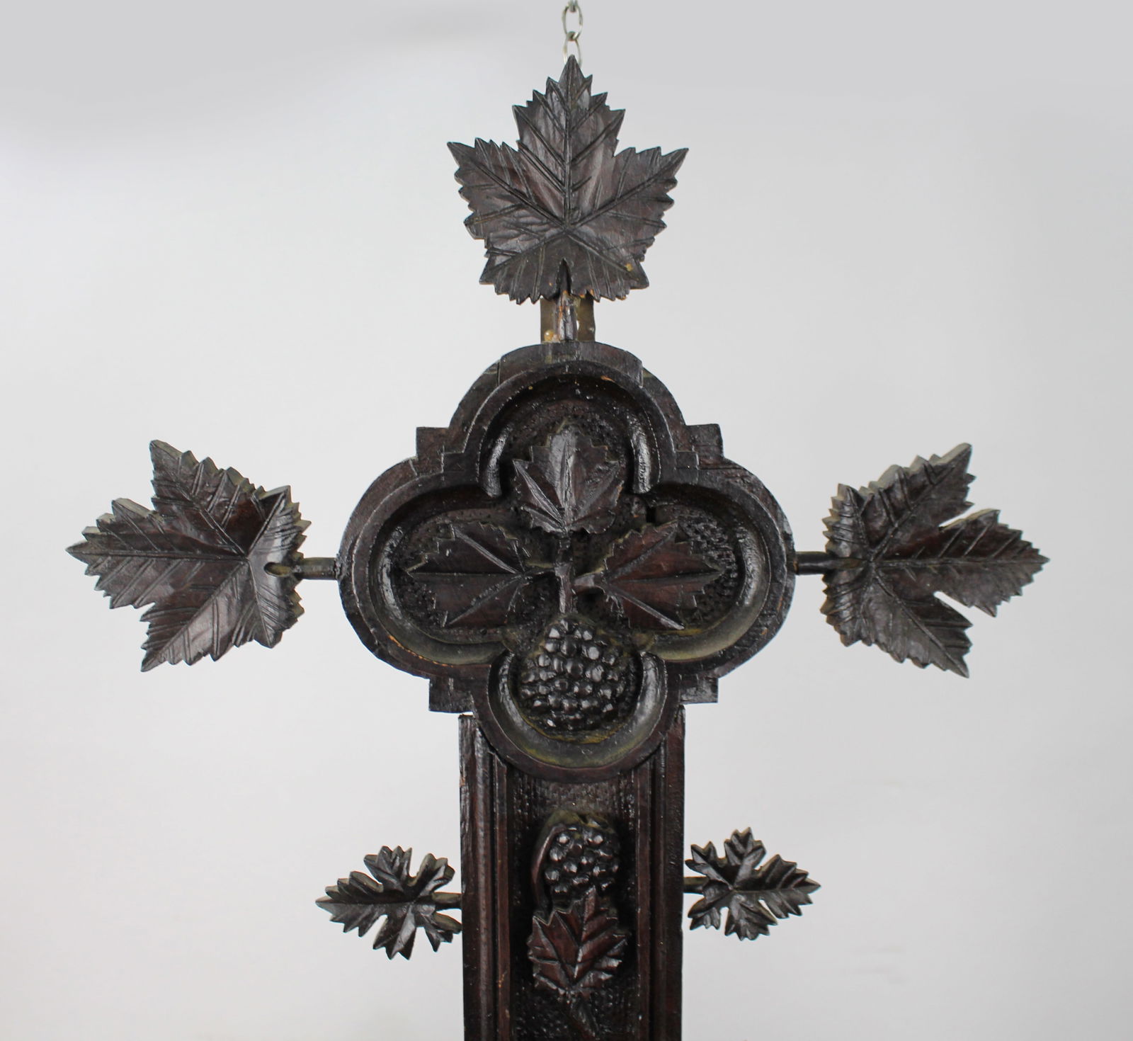 Large Antique 19th Century Carved Black Forest Cross - 4