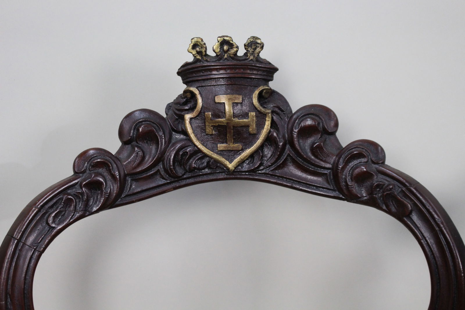 Set of 4 Victorian Heraldic Crested Chairs c.1850 - 4