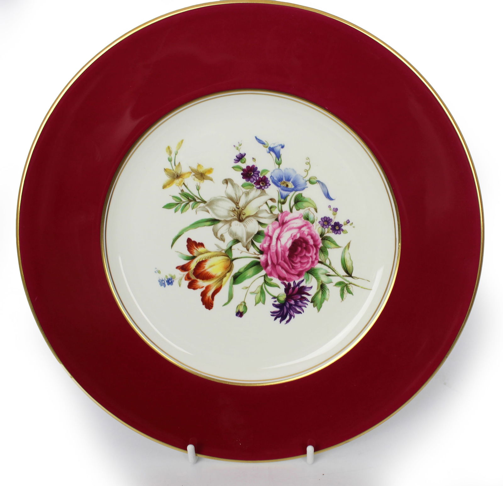 Royal Worcester Cabinet Plate: Title: Royal Worcester Cabinet Plate Description: Royal Worcester Cabinet Plate Very good condition; no chips, cracks or repairs Condition: Used Location Category: Antiques"