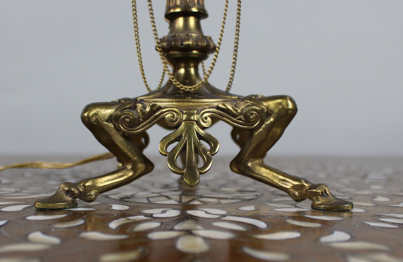 Vintage Gilt Brass Table Lamp – Neoclassical Revival, c.1930 - 7