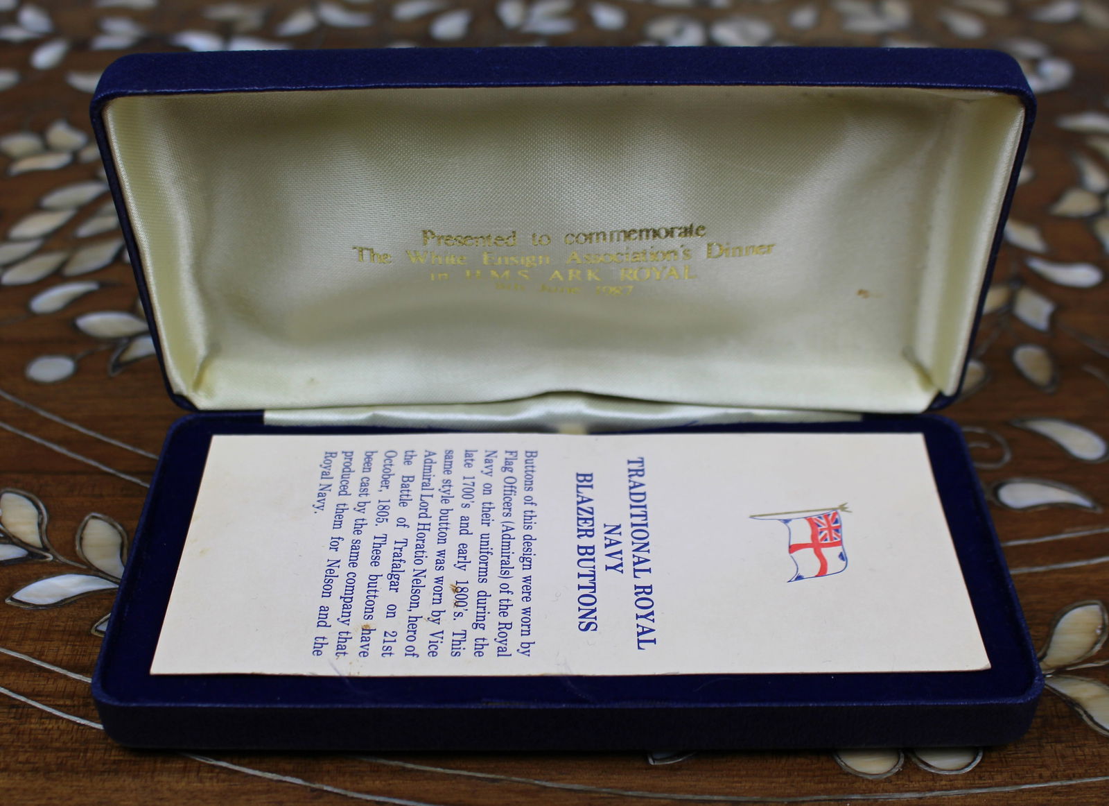 Cased Traditional Royal Navy Blazer Buttons – HMS Ark Royal, 1987 - 4