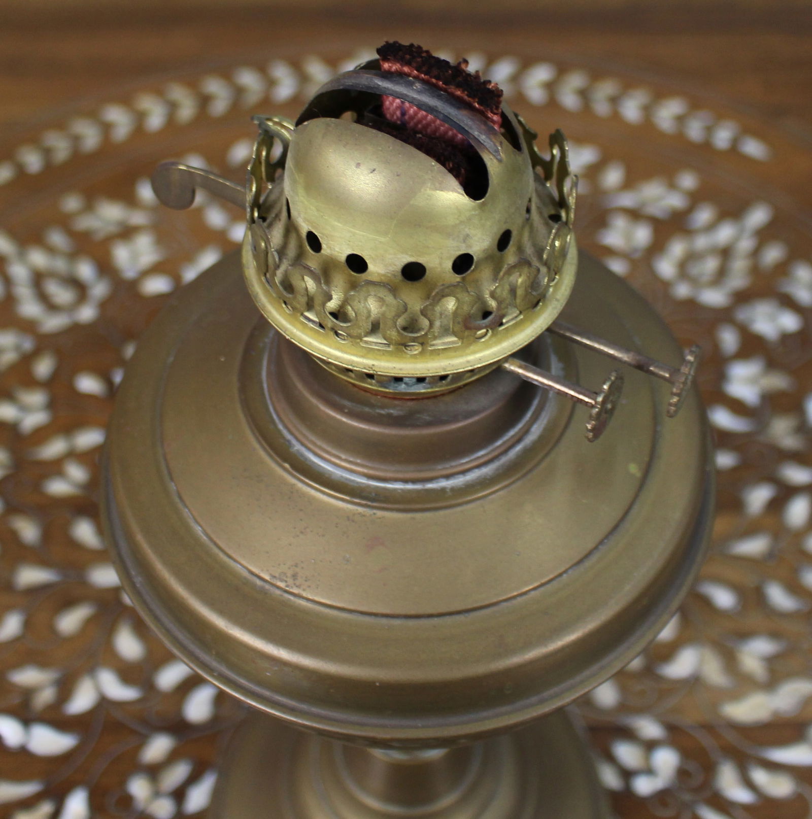 Antique Brass Duplex Oil Lamp - 4