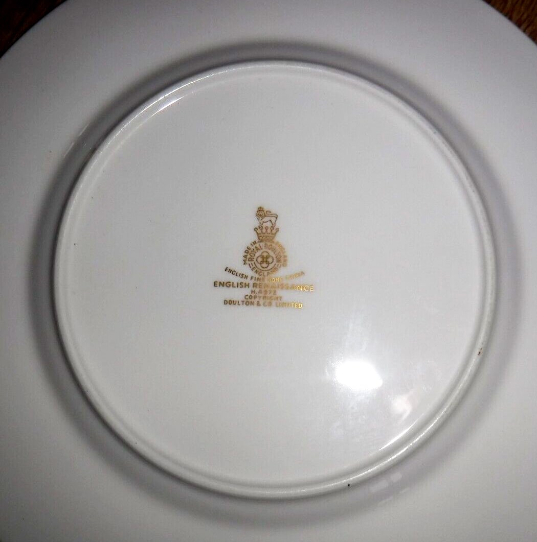 Set of 4 Royal Doulton English Renaissance 8 inch Breakfast Plates - 3