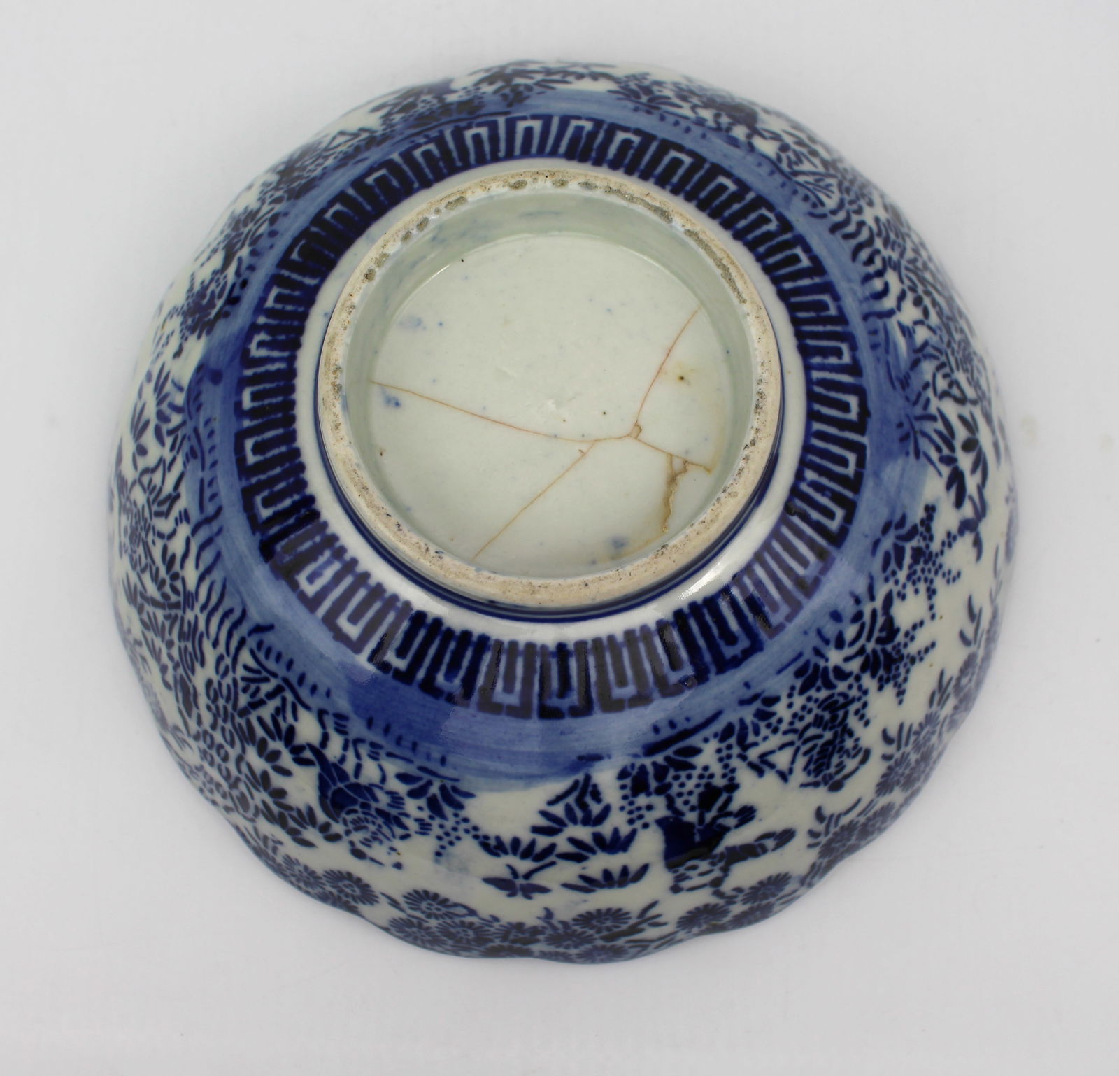 19th Century Blue and White Transferware Bowl – Chinoiserie Style - 5