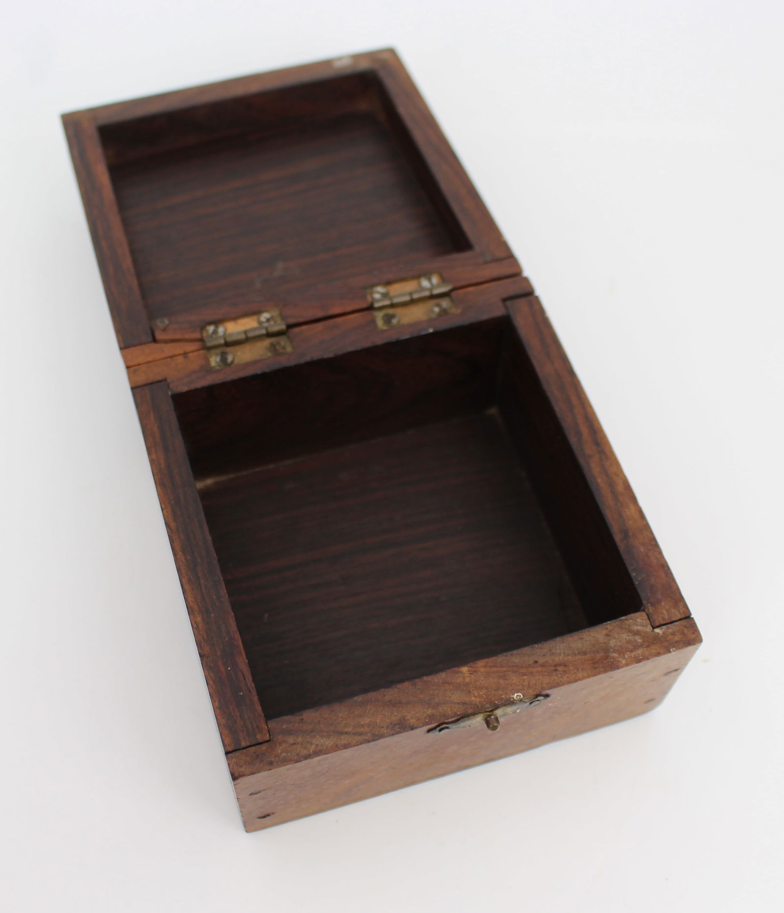 Small Inlaid Hardwood Box – Possibly Anglo-Indian, 19th or Early 20th Century - 5