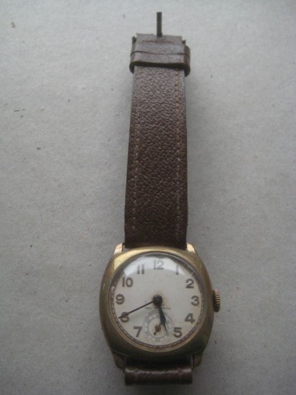 Vintage Rotary Manual Wind Gents Wrist Watch (1 of 11)