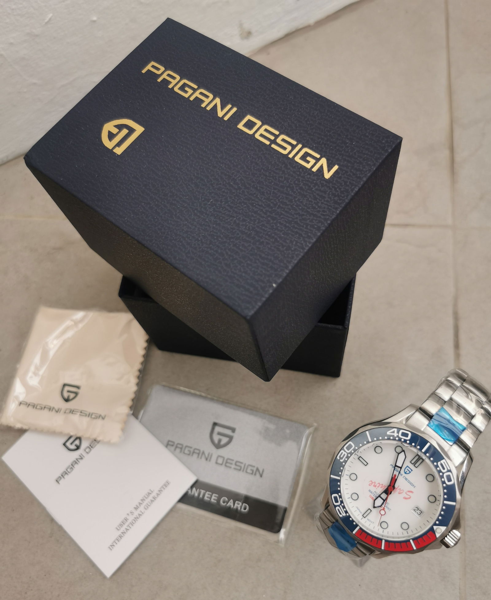 Brand New Pagani Design Omega Seamaster Homage Watch: Title: Brand New Pagani Design Omega Seamaster Homage Watch Description: Brand New Pagani Design Omega Seamaster Homage WatchThis is a brand-new, unused Pagani Design a premium homage/mod