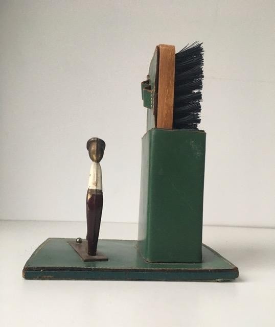 Hagenauer Art Deco Style ‘Golfer’ Bronze and Chrome, Circa 1940s - 3