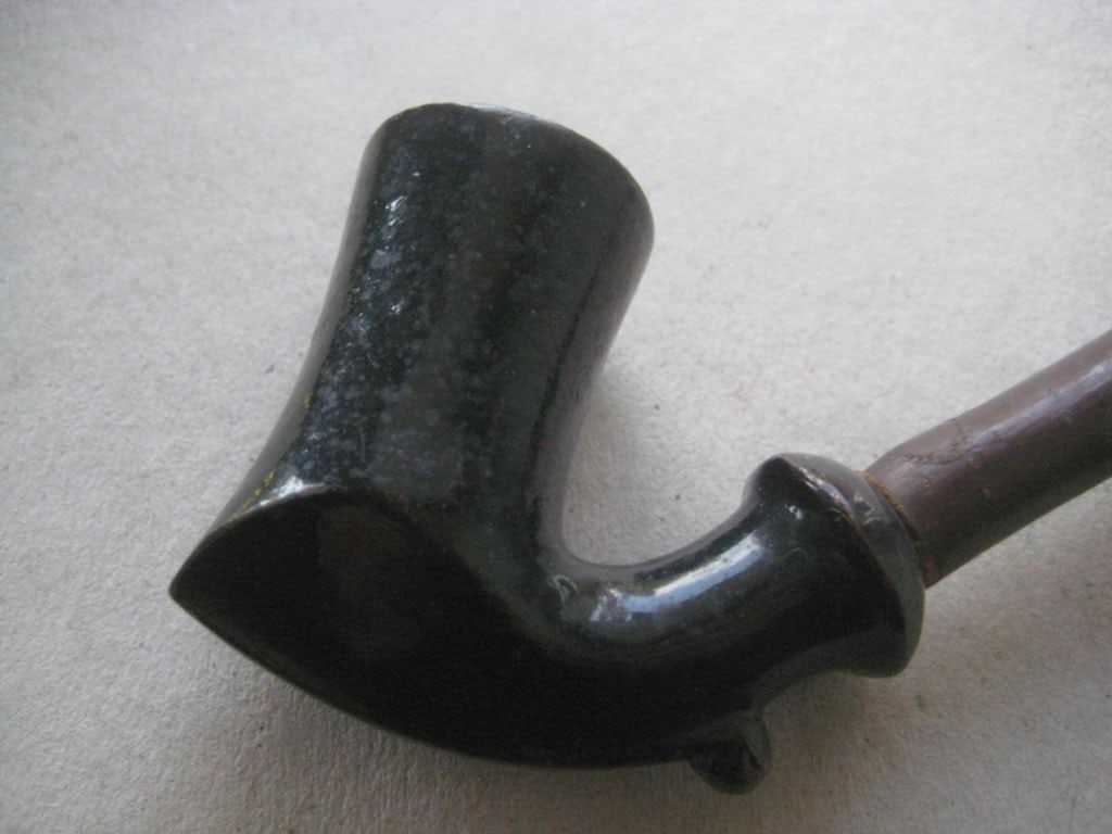 Antique Clay and Horn Pipe - 3