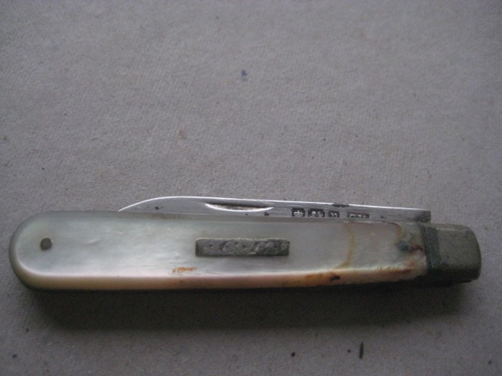 George V Mother of Pearl Hafted Silver Bladed Fruit Knife - 6