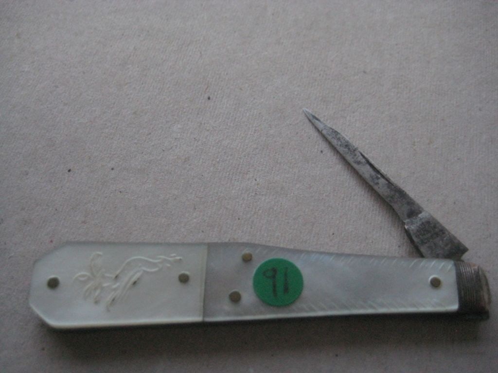 William IV Mother of Pearl Hafted Steel Bladed Folding Fruit Knife: Title: William IV Mother of Pearl Hafted Steel Bladed Folding Fruit Knife Description: William IV Mother of Pearl Hafted Steel Bladed Folding Fruit Knife. The handle is decorated with Dove