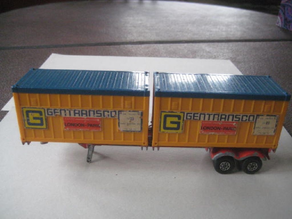 A Group of Vintage Matchbox Vehicles - 12