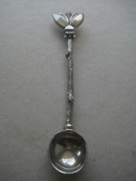 Antique Silver Plated Bee Decorated Spoon (1 of 10)