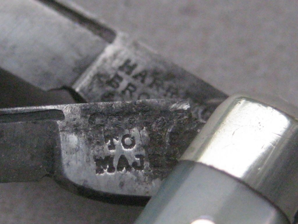 Victorian Mother of Pearl Hafted Twin Bladed Penknife - 3