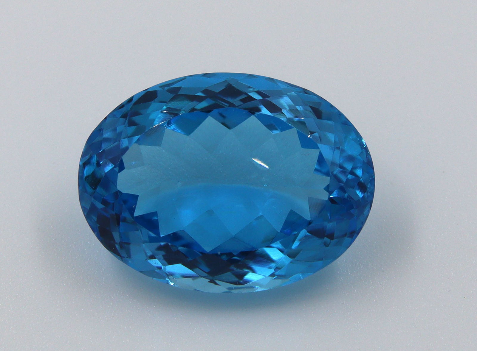 Blue Topaz 24.17 Ct (1 of 5)