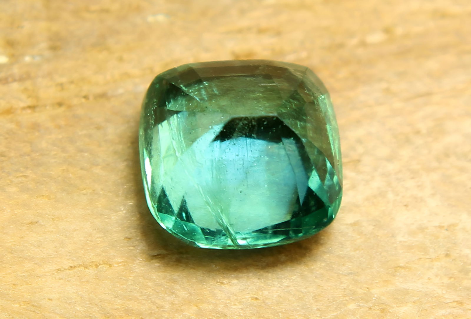 Emerald 1.13 Ct - 4