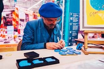 Gavin Turk (b1967) By Gavin Turk, Oversize Edition of Works, 400 pages, 1st Edition, 2013, SOLD O... - 12