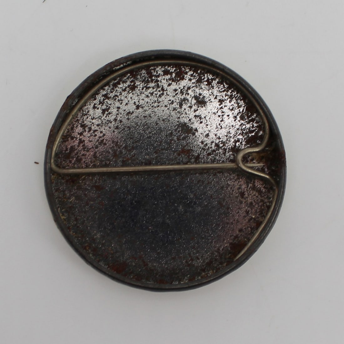 Queen Elizabeth II Silver Jubillee Badge - 2