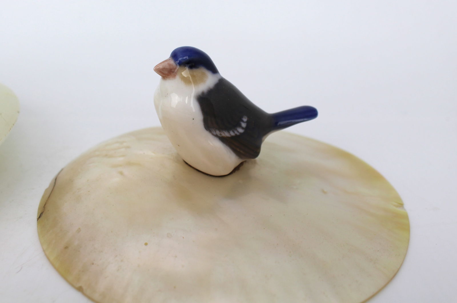 1922 Silver Mounted Alabaster Bowl with Mother of Pearl Lid & Bird Finial - 4
