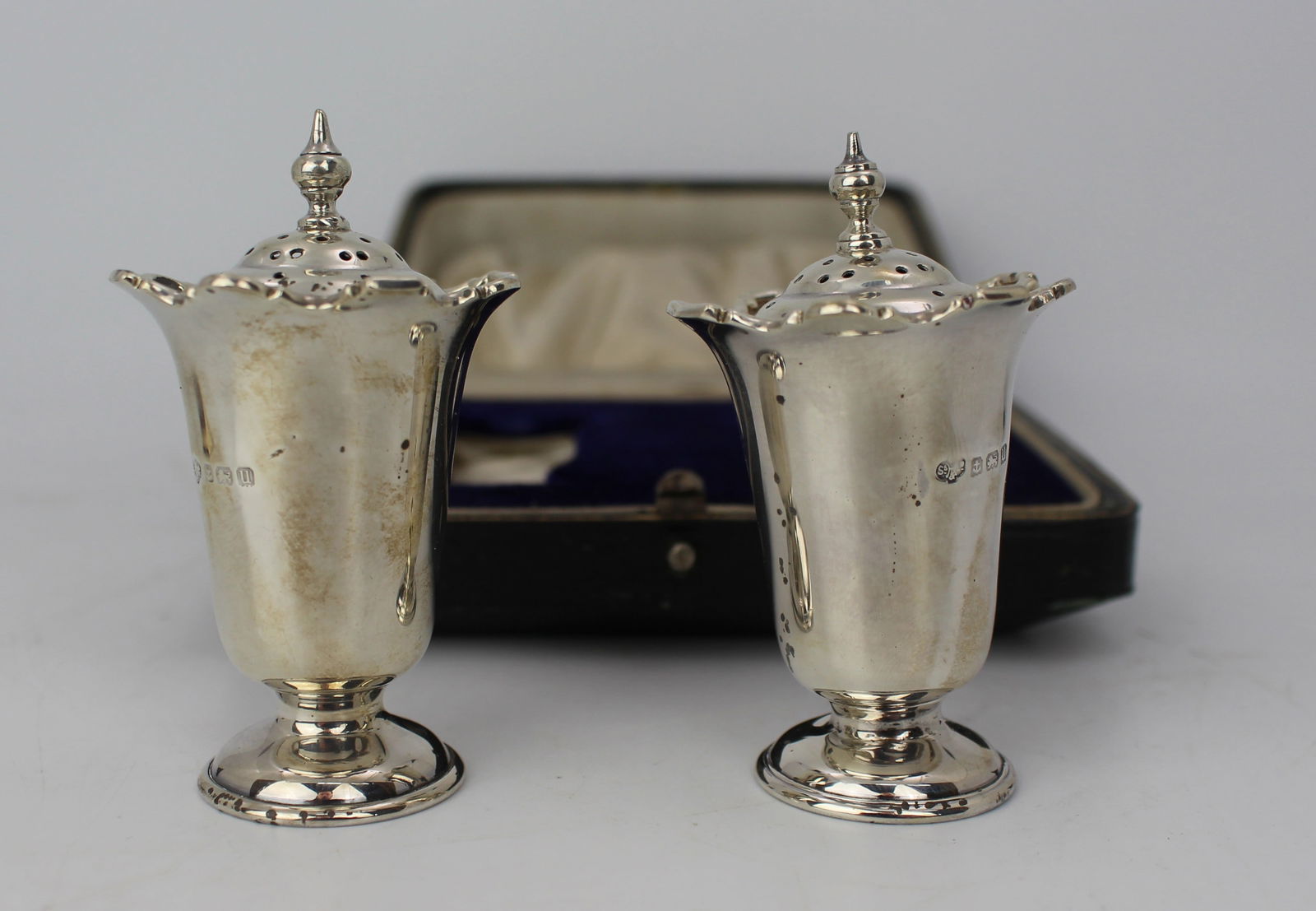 Pair of Cased Antique Sterling Silver Pepperettes – Birmingham 1919 - 3