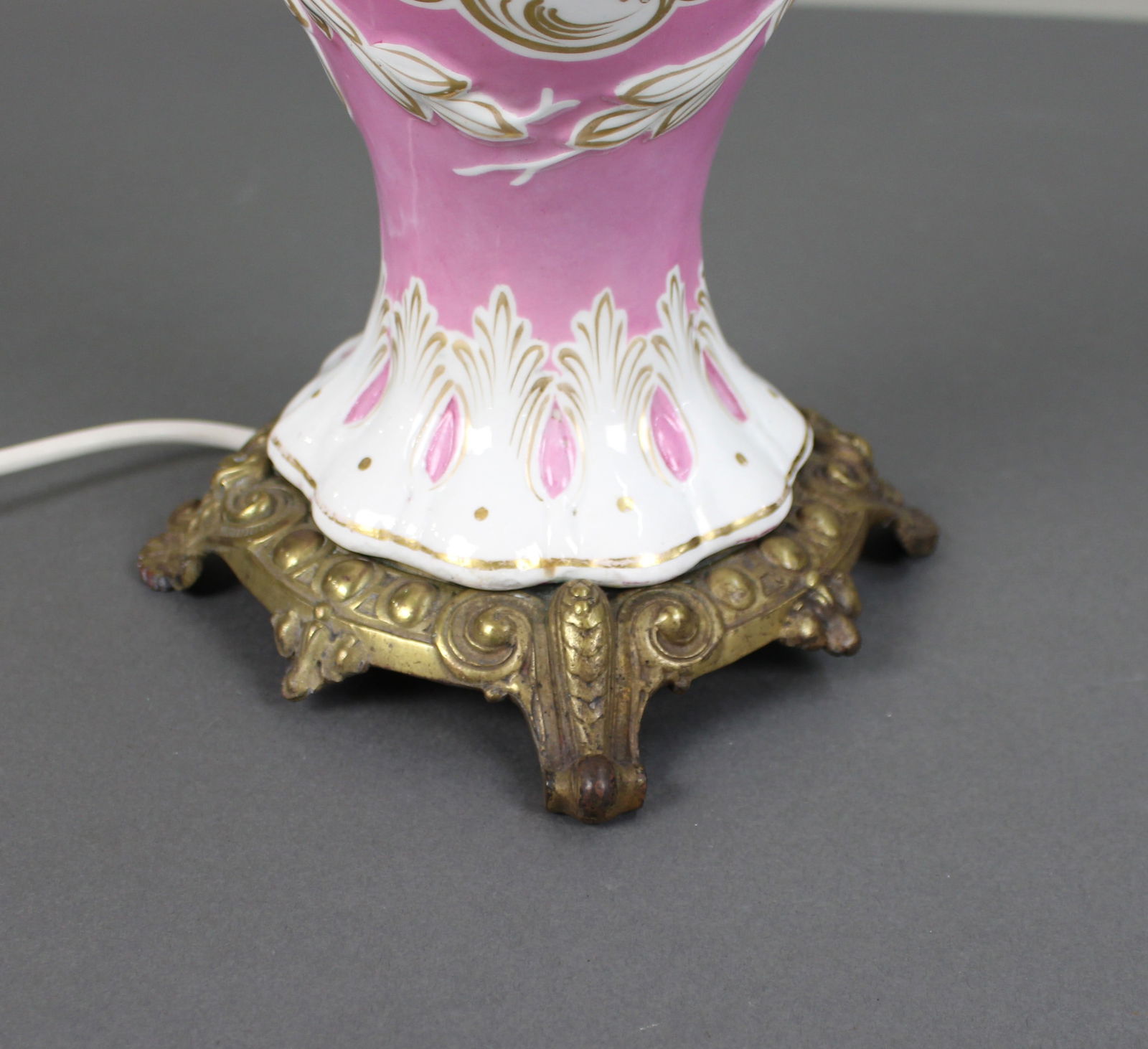 Antique Hand Painted Pink Ground Porcelain Table Lamp, c.1890 - 3