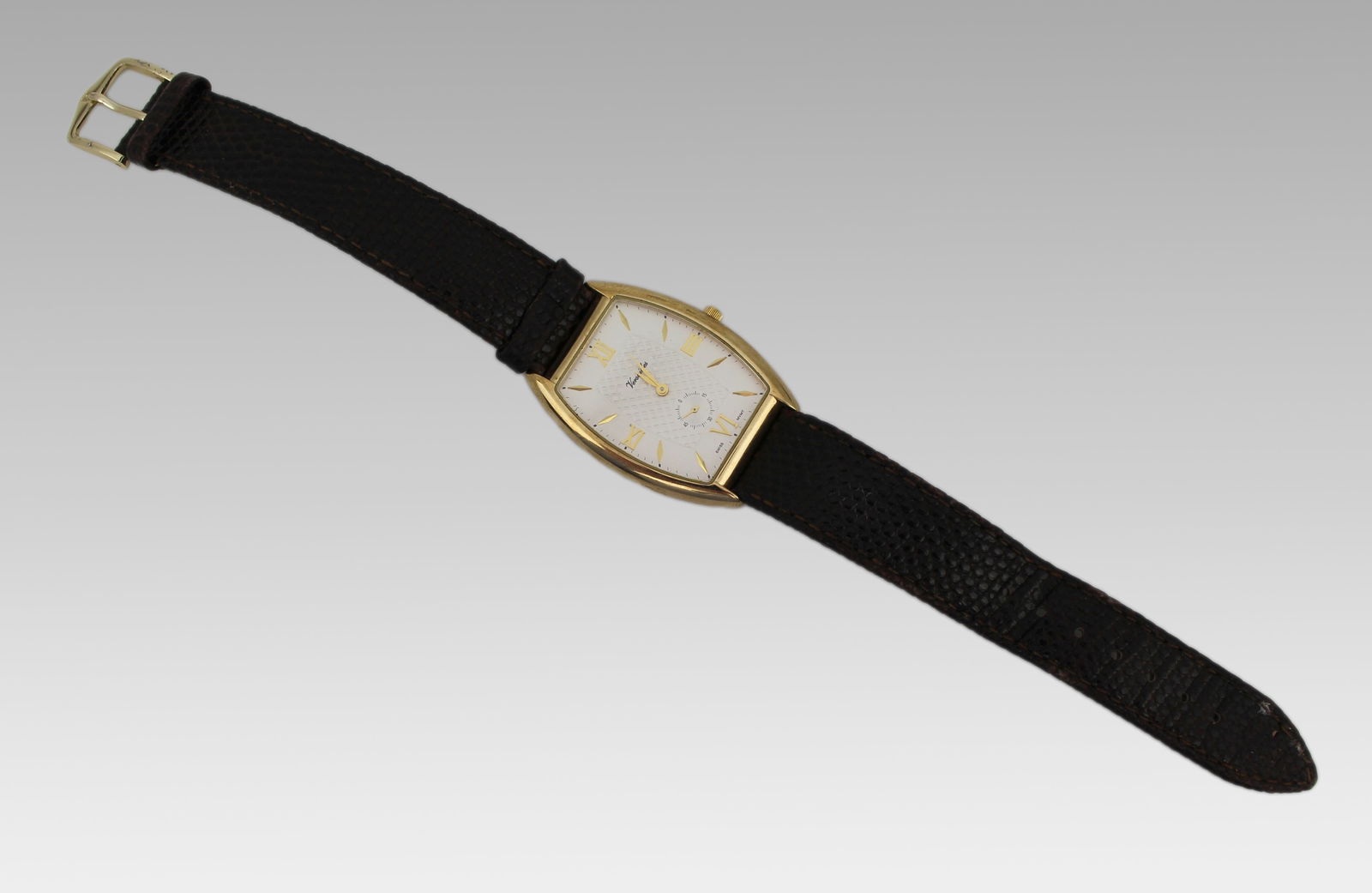 Versailles 9ct Gold Wristwatch - 9