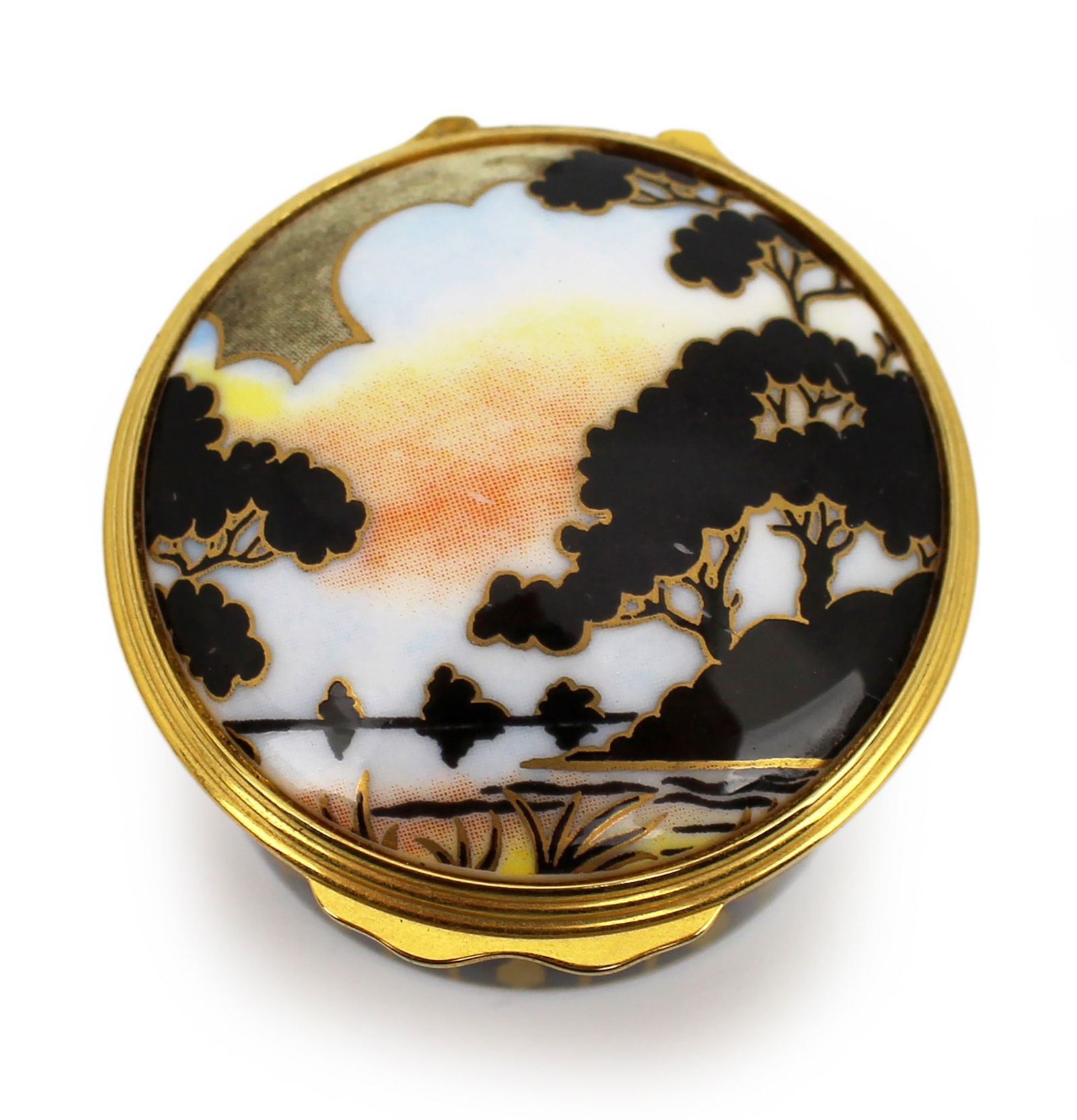 Royal Worcester The Connoisseur Collection Morning River Trinket Box: Title: Royal Worcester The Connoisseur Collection Morning River Trinket Box Description: Royal Worcester The Connoisseur Collection Morning River Trinket Box Royal Worcester, made in England 