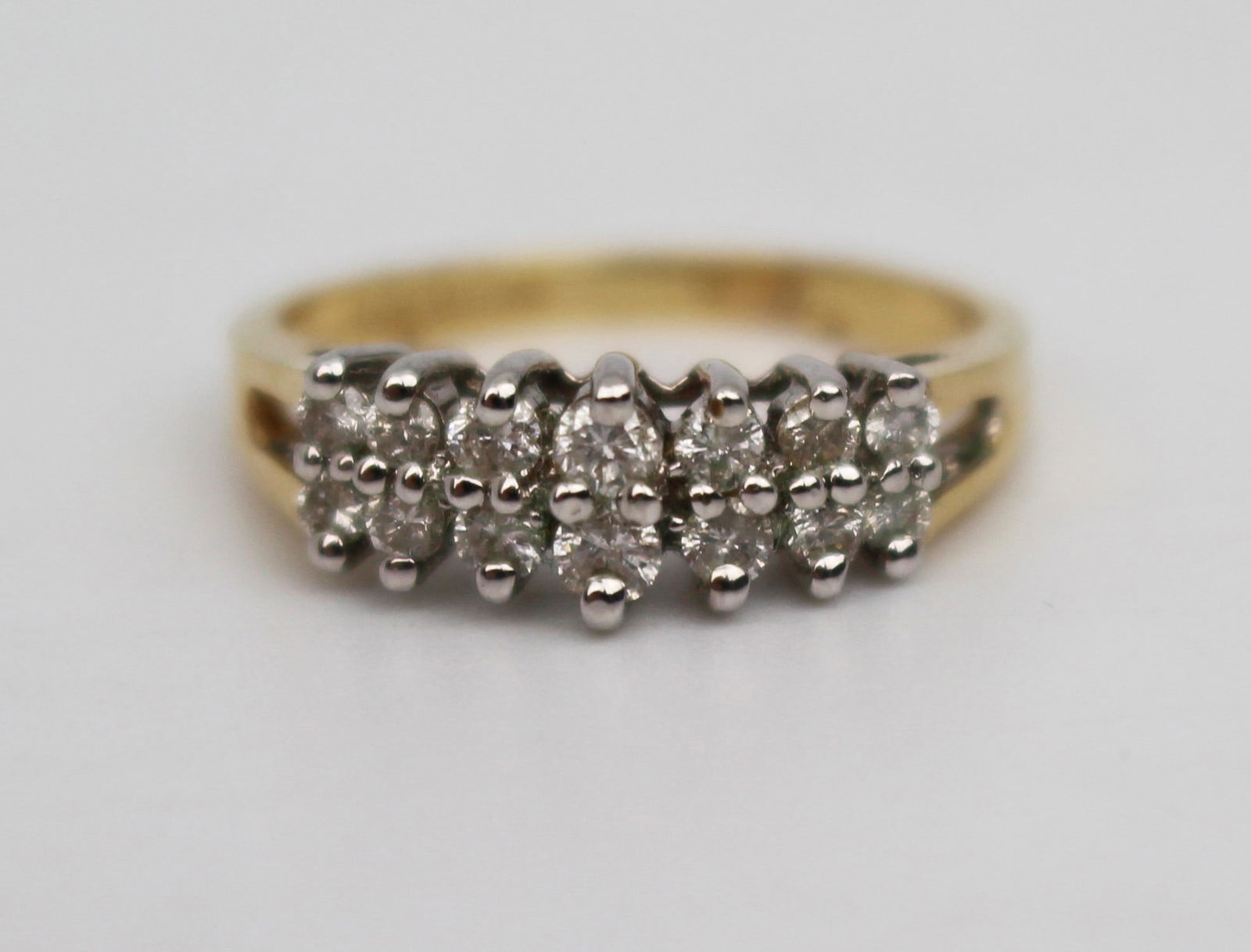 14 Stone Diamond Ring: Title: 14 Stone Diamond Ring Description: 14 Stone Diamond Ring Condition: Used Delivery option: Collection & Delivery Location Category: Antiques